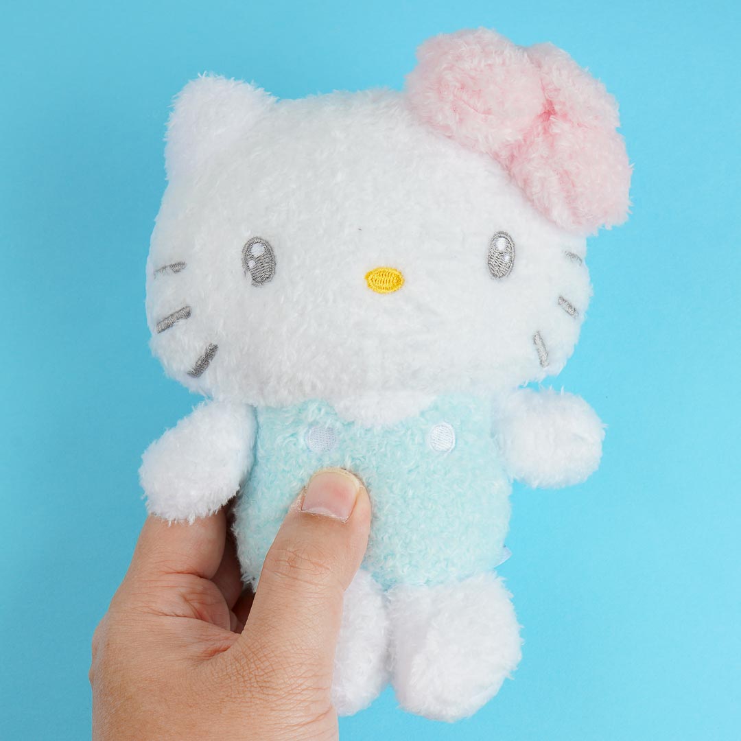 Hello Kitty Fluffy Plushie - Medium – Blippo